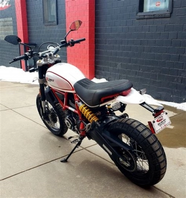 De onderdelen catalogus van de Ducati Scrambler (DESERT SLED) 2020, 803cc